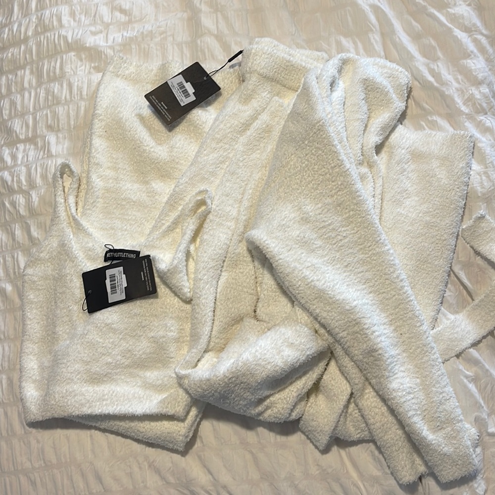 Pretty Little Thing Lounge Set